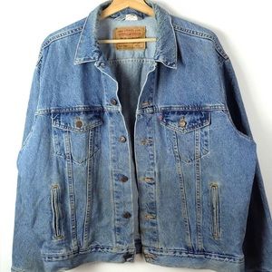 vintage levi’s jean jacket